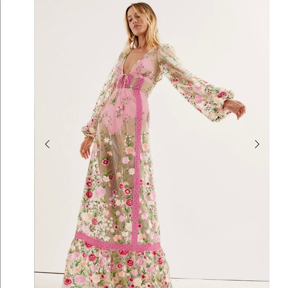 LUNA Maxi Gown - Picture 2 of 4